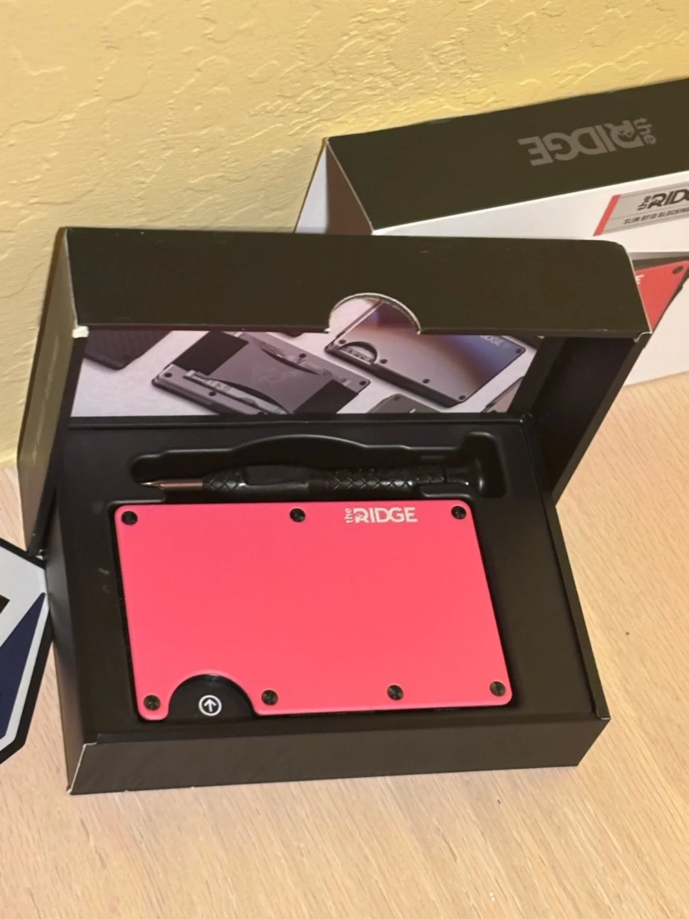 Ridge Wallet - Pink Flamingo